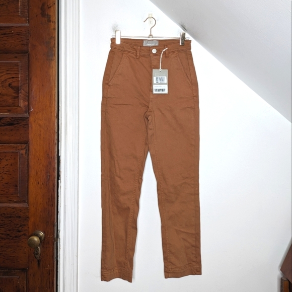 The High Rise Straight Leg Crop Light Brown NEW Size 00 Regular - Picture 2 of 8